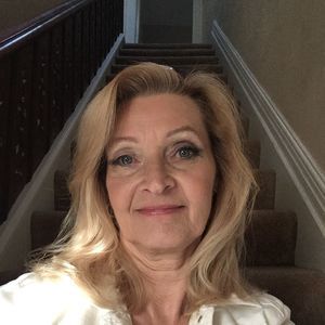 Meet your Posher, Robin